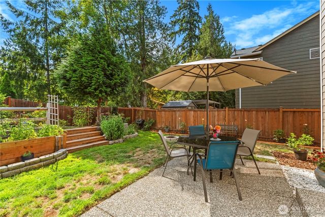 420 Barry Loop, Mount Vernon, WA 98274
