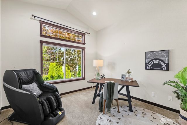 420 Barry Loop, Mount Vernon, WA 98274