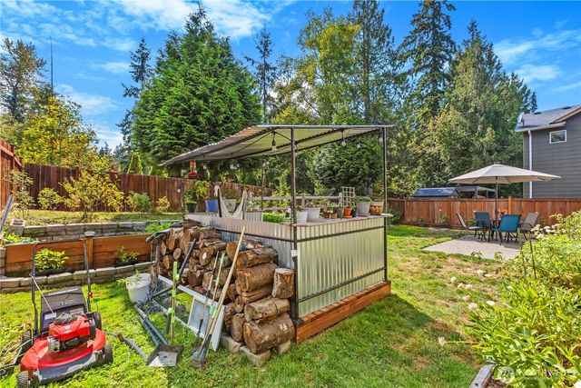 420 Barry Loop, Mount Vernon, WA 98274