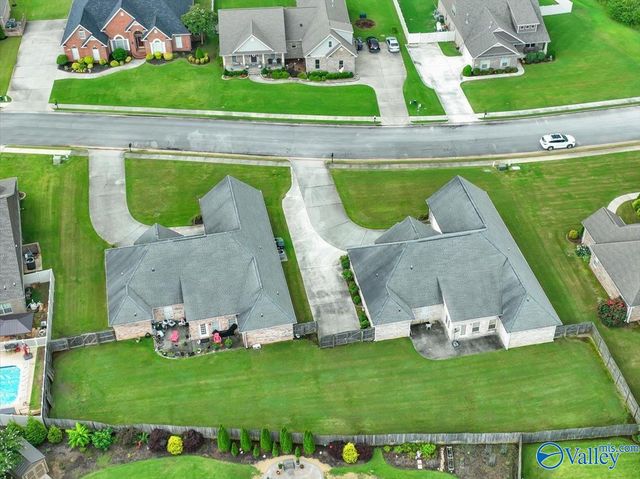 4017 Saddlehorn Bend, Decatur, AL 35603