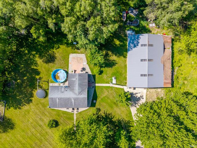 10390 E 375 N, Howe, IN 46746