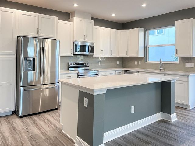 6951 NEMOURS PARKWAY, Orlando, FL 32827