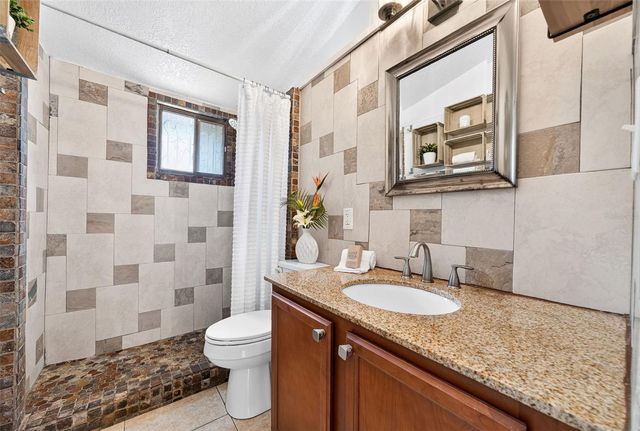 2317 S SUMMERLIN AVENUE, Sanford, FL 32771