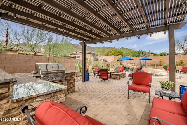 42416 N CROSSWATER Way, Anthem, AZ 85086