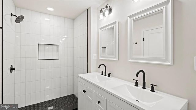 2011 E 31ST ST, Baltimore, MD 21218