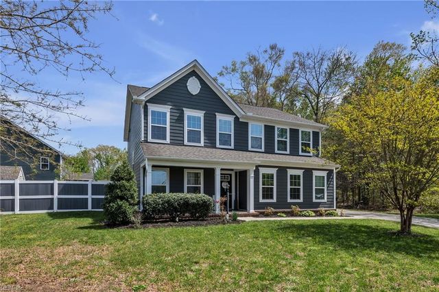 1133 Magdolna DR, Chesapeake, VA 23322