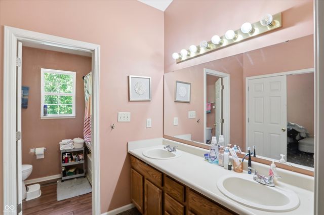 5546 Nighthawk Drive, Indianapolis, IN 46254