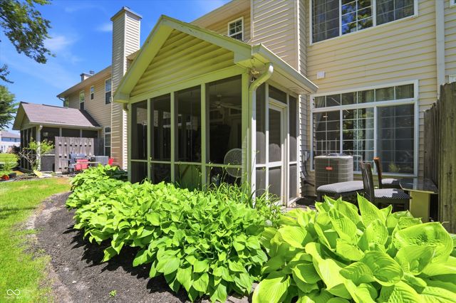 5546 Nighthawk Drive, Indianapolis, IN 46254