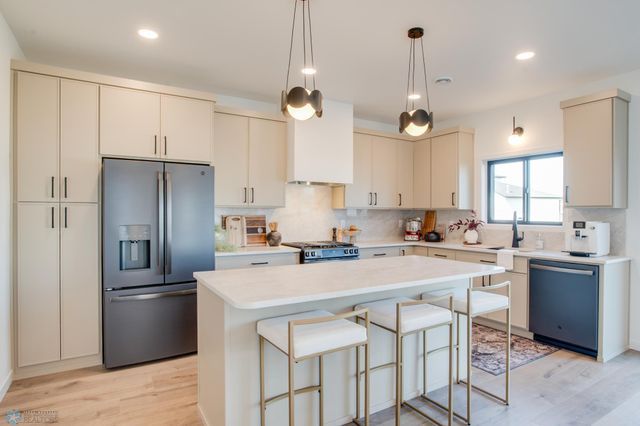 6163 Martin Lane W, West Fargo, ND 58078