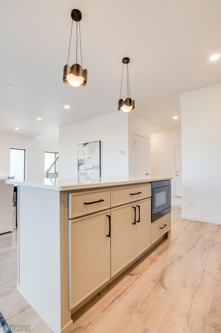 6163 Martin Lane W, West Fargo, ND 58078