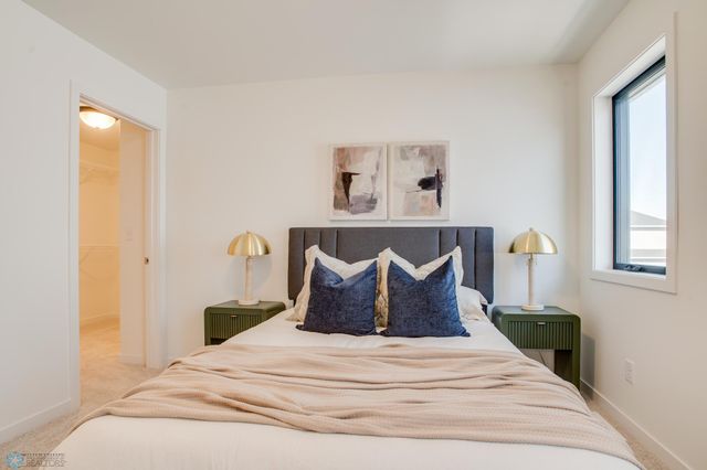 6163 Martin Lane W, West Fargo, ND 58078