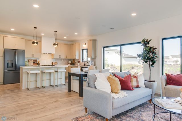 6163 Martin Lane W, West Fargo, ND 58078