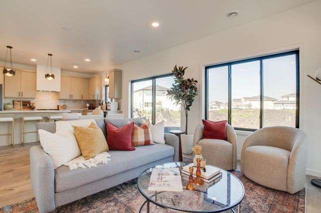 6163 Martin Lane W, West Fargo, ND 58078