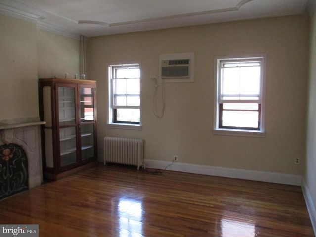 2126 SOUTH ST, Philadelphia, PA 19146
