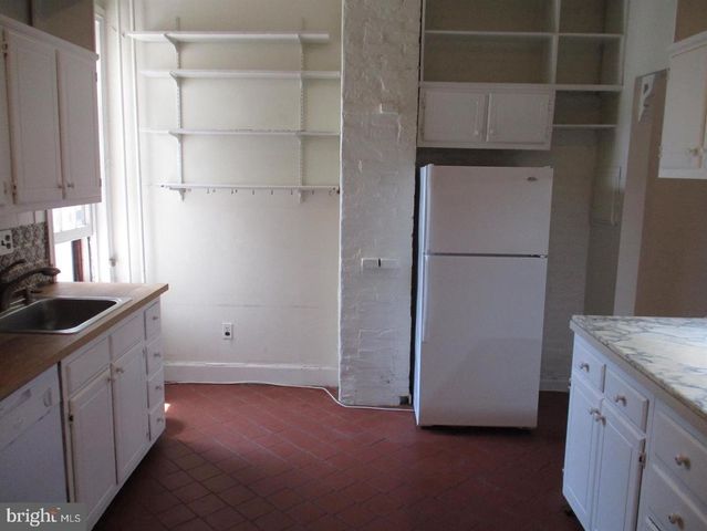 2126 SOUTH ST, Philadelphia, PA 19146