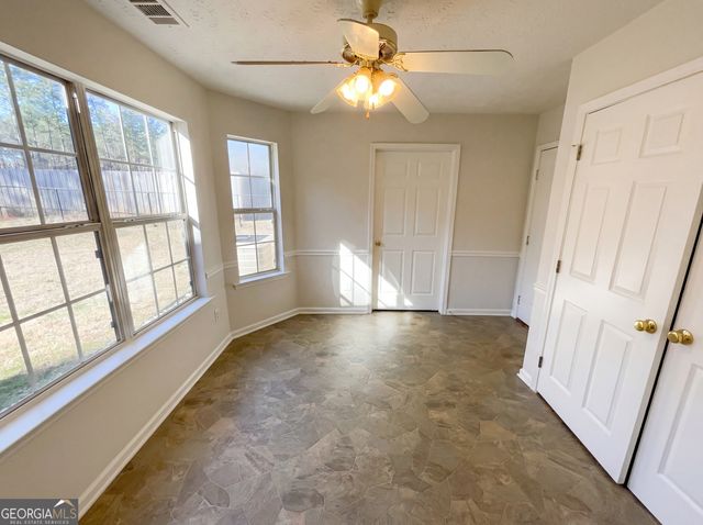 130 Berkshire Drive, Covington, GA 30016