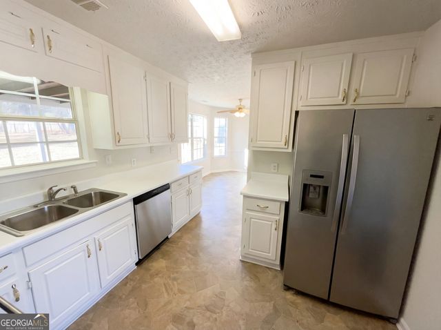 130 Berkshire Drive, Covington, GA 30016