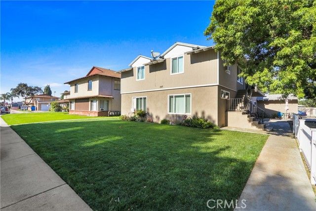 225 W Knepp, Fullerton, CA 92832