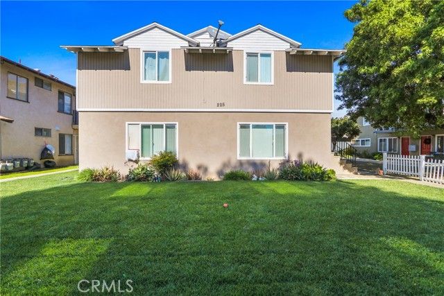 225 W Knepp, Fullerton, CA 92832