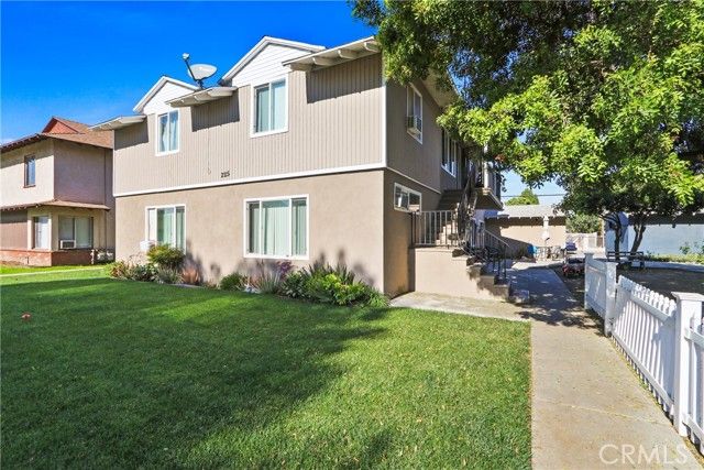 225 W Knepp, Fullerton, CA 92832