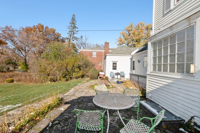 802 Argyle Avenue, Flossmoor, IL 60422