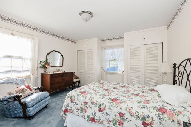 802 Argyle Avenue, Flossmoor, IL 60422