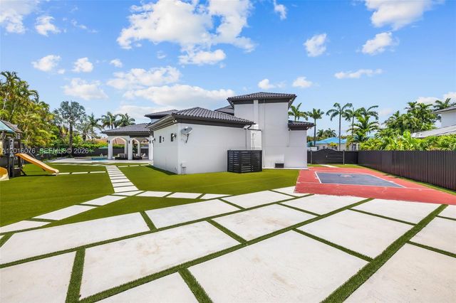 9881 SW 148th Ter, Miami, FL 33176
