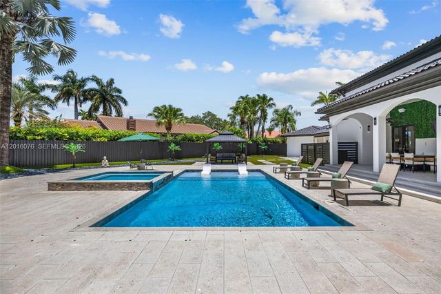 9881 SW 148th Ter, Miami, FL 33176