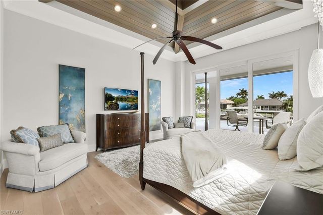 689 Pelican CT, Marco Island, FL 34145