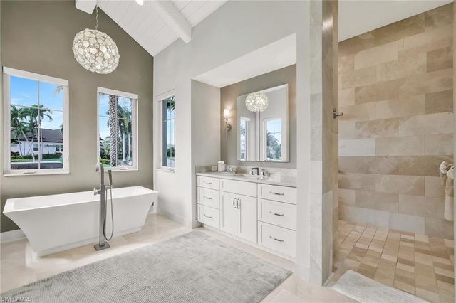 689 Pelican CT, Marco Island, FL 34145