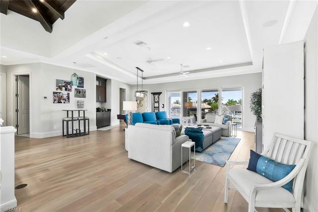 689 Pelican CT, Marco Island, FL 34145