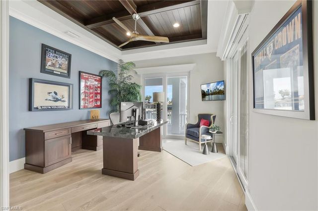 689 Pelican CT, Marco Island, FL 34145