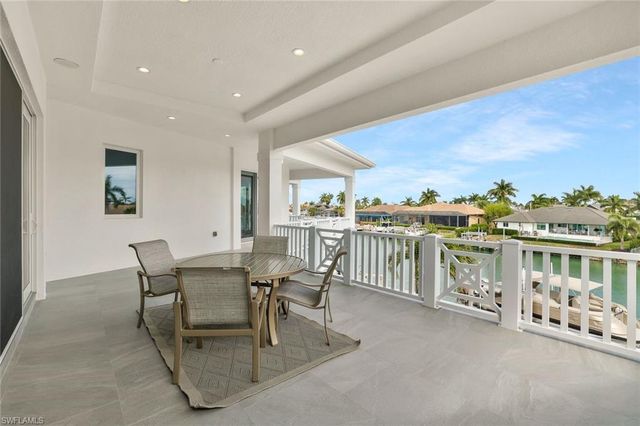 689 Pelican CT, Marco Island, FL 34145