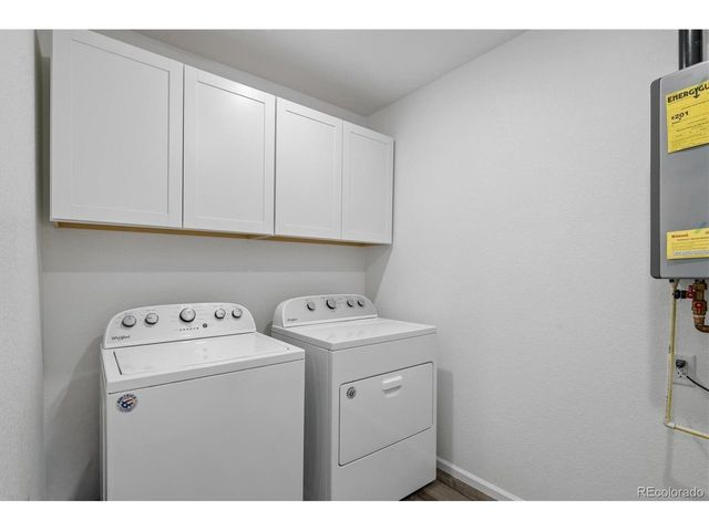 21052 E 60th Ave, Aurora, CO 80019