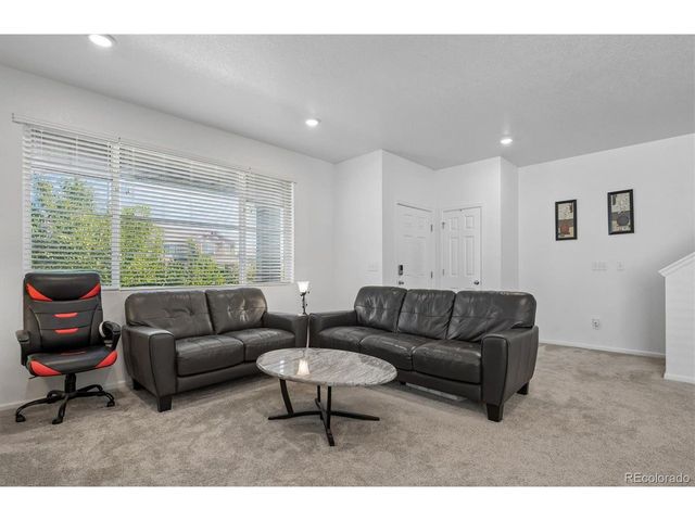 21052 E 60th Ave, Aurora, CO 80019