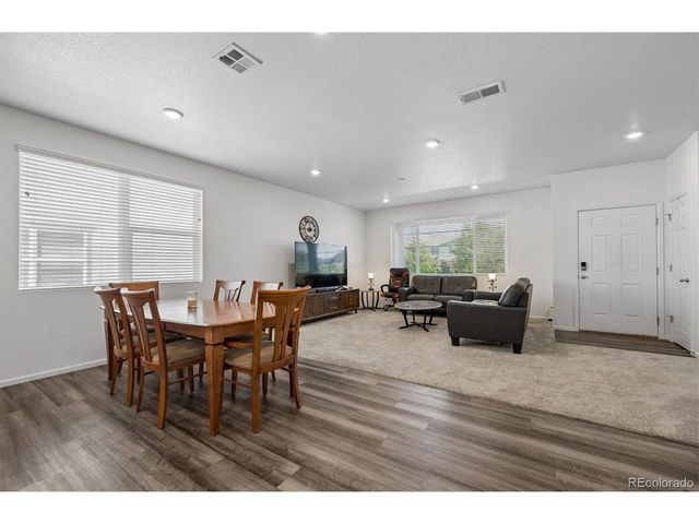 21052 E 60th Ave, Aurora, CO 80019