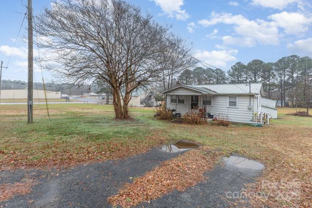 117 Thomas Avenue, Oakboro, NC 28129