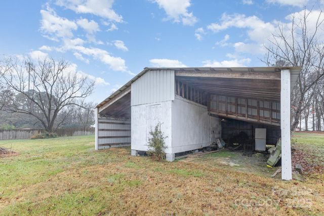 117 Thomas Avenue, Oakboro, NC 28129