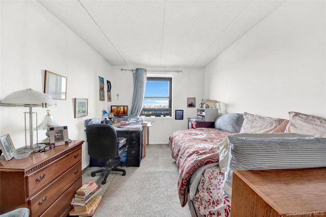 1376 Midland Avenue 813, Bronxville, NY 10708