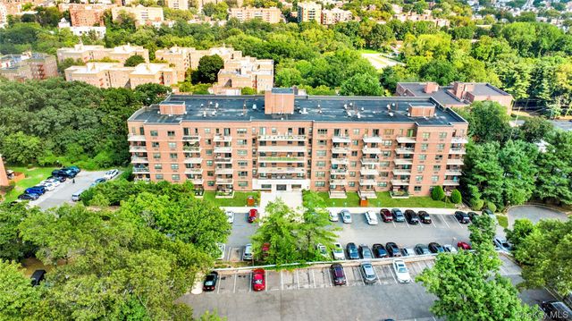 1376 Midland Avenue 813, Bronxville, NY 10708