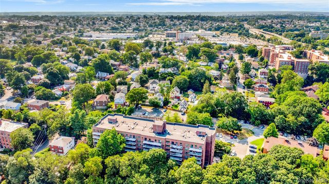 1376 Midland Avenue 813, Bronxville, NY 10708