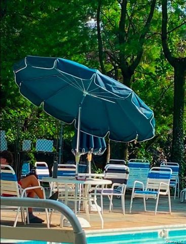 1376 Midland Avenue 813, Bronxville, NY 10708