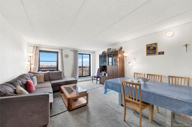 1376 Midland Avenue 813, Bronxville, NY 10708