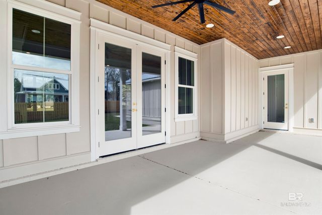 1330 Randall Avenue, Daphne, AL 36526