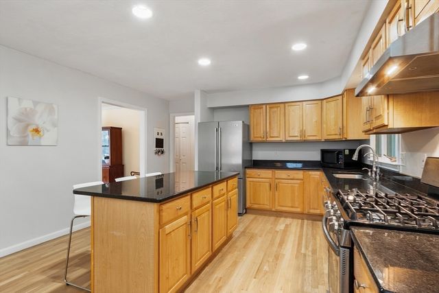 20 Pine Pasture Run, Boxborough, MA 01719