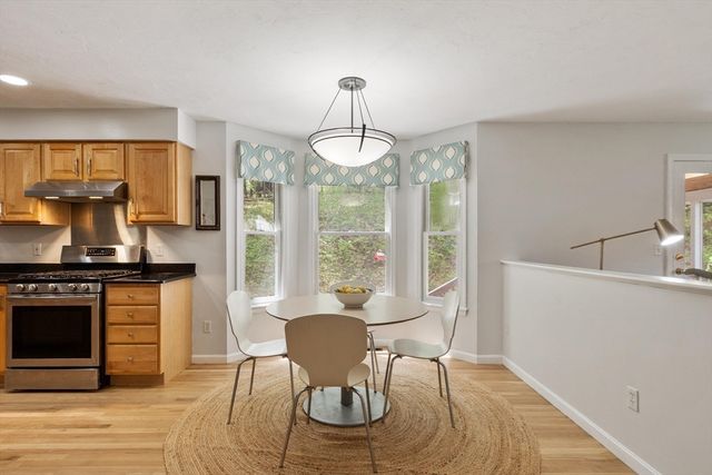 20 Pine Pasture Run, Boxborough, MA 01719