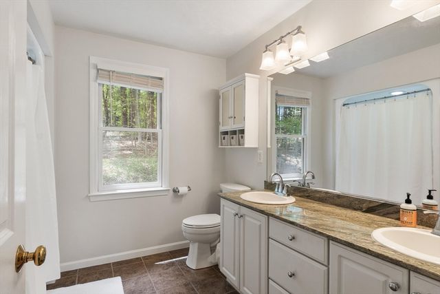 20 Pine Pasture Run, Boxborough, MA 01719