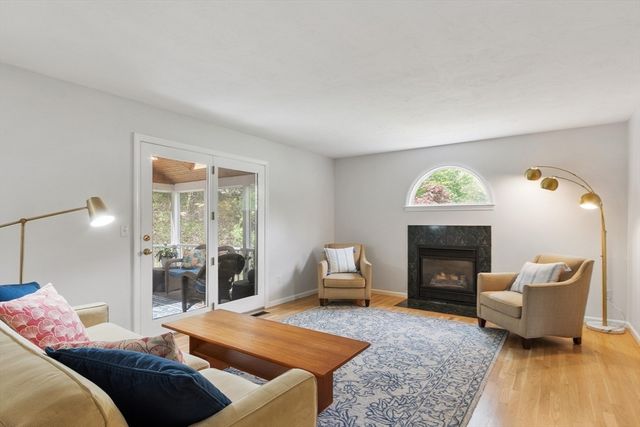 20 Pine Pasture Run, Boxborough, MA 01719