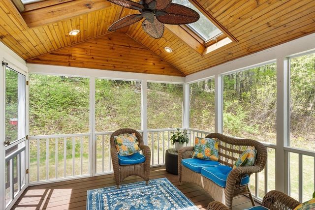 20 Pine Pasture Run, Boxborough, MA 01719