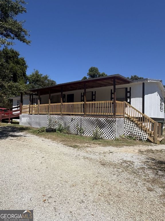 1025 Evergreen Drive, Elberton, GA 30635 — exterior